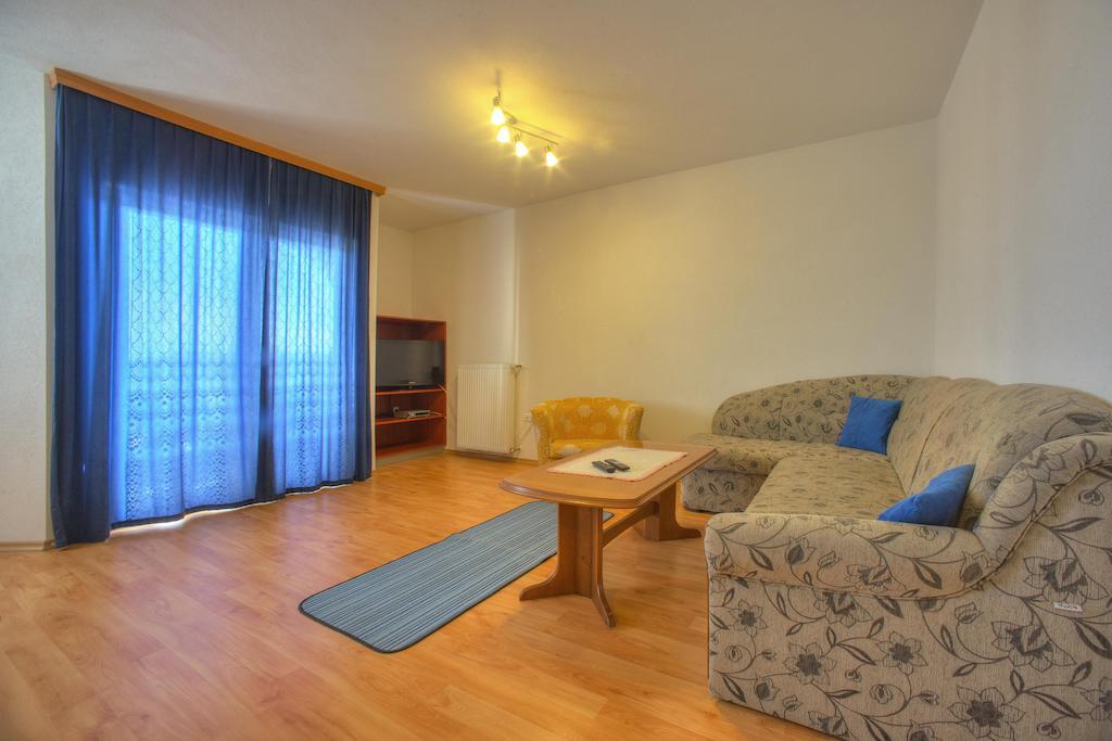 Apartments Peran Σίμπενικ Δωμάτιο φωτογραφία